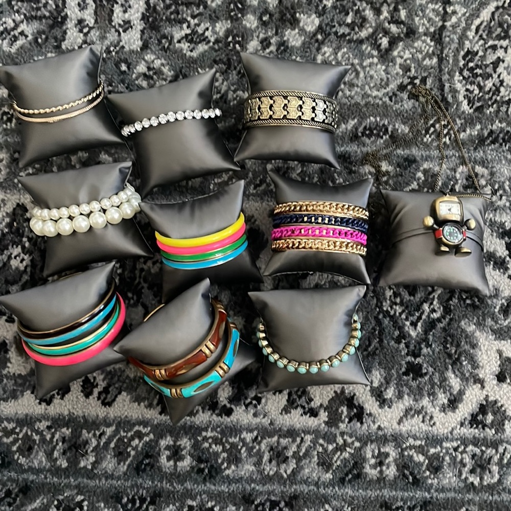 Costume bracelet